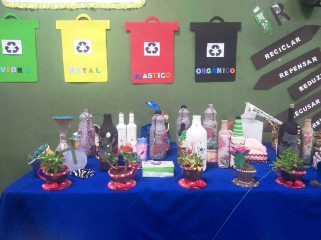 EXPOSIÇÃO MEIO AMBIENTE NAS ESCOLAS MUNICIPAIS DE ALVINLÂNDIA